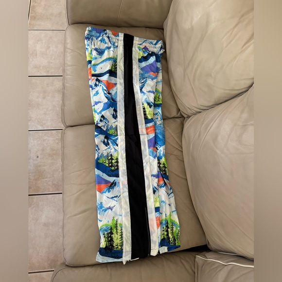 NWOT Printed End Zone Pants by FP Movement - Picture 12 of 17